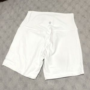 6 inch align shorts, size 6, excellent condition